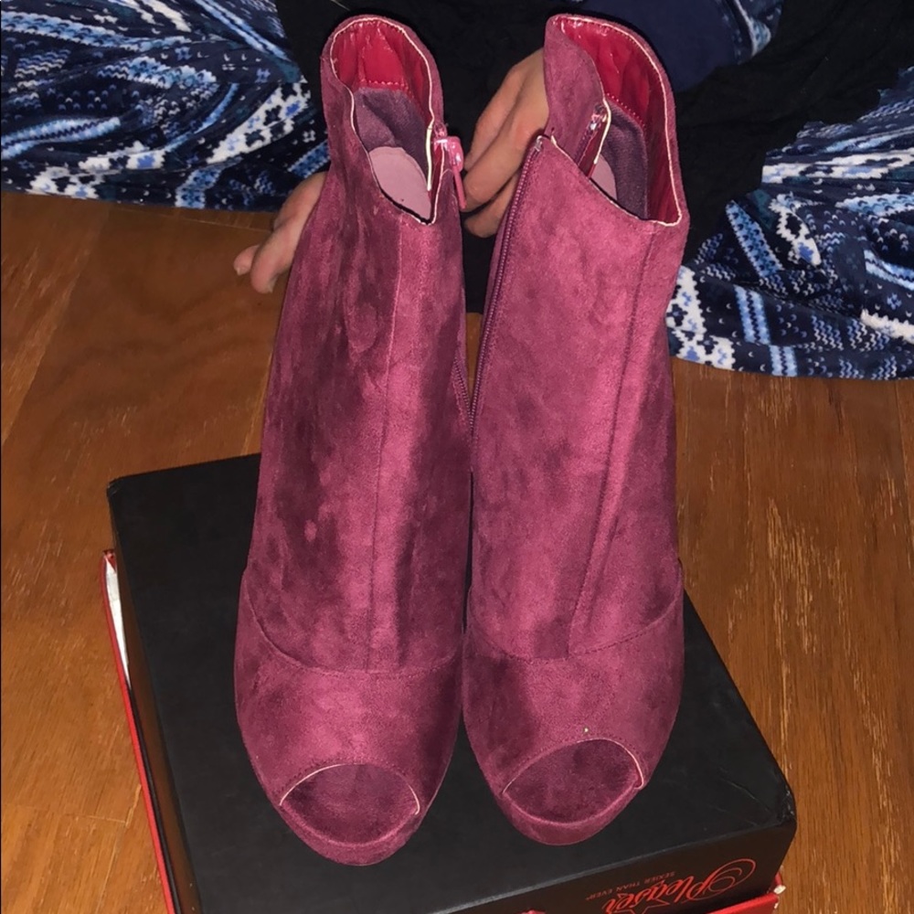 Open toe boots - Picture 2 of 3